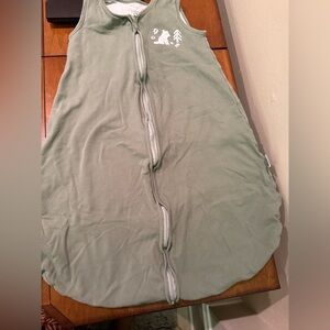 (2) Yoofoss Sleep Sacks- Light Olive Green XL and blue is L